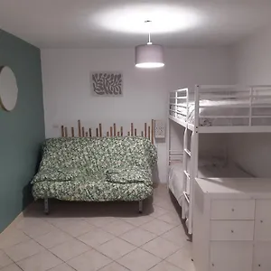 Bas De Villa, Jardin Et Appartement