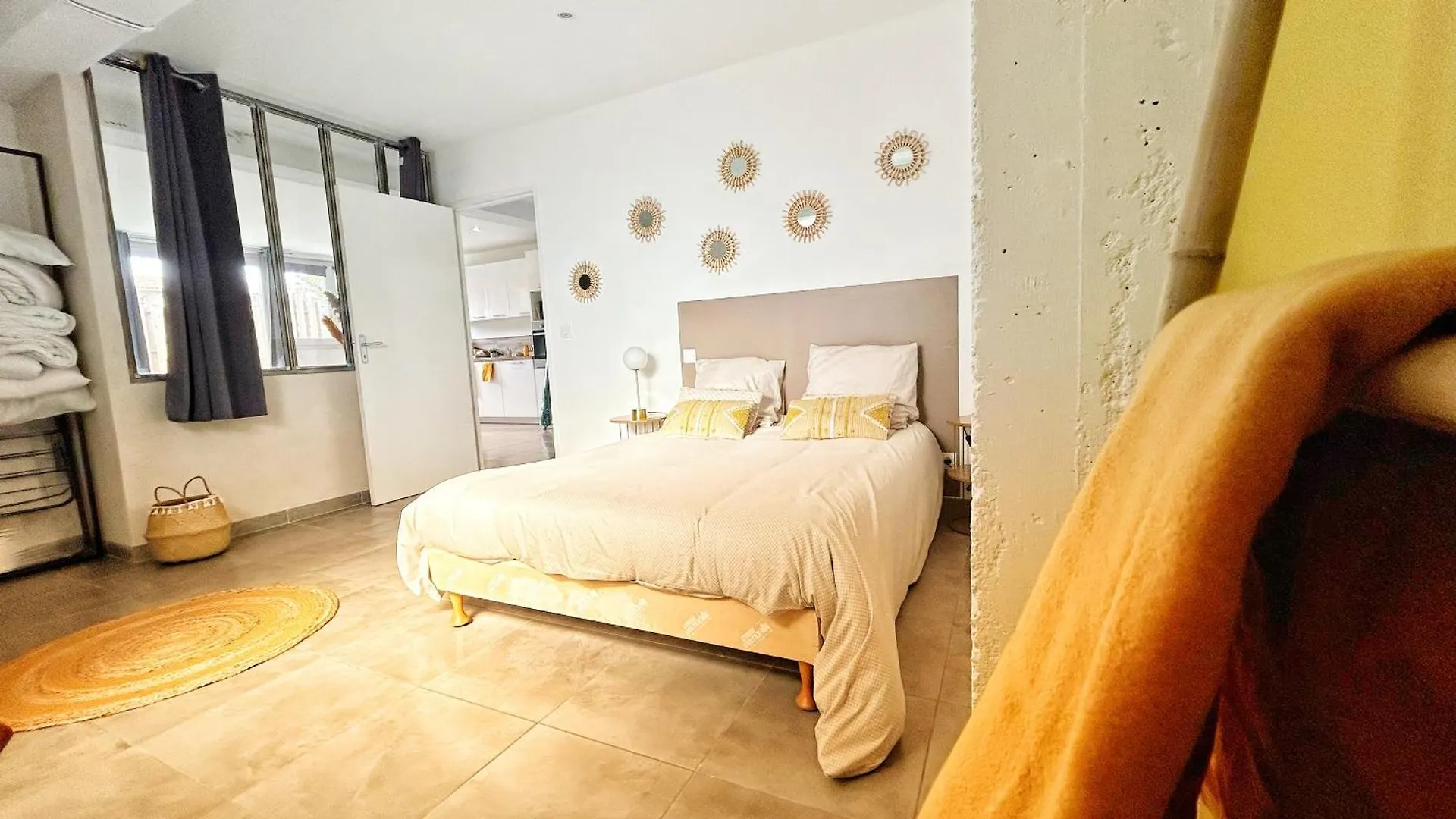 Doux Rouinet Cocoon Apartment Fourques   Fourques (Gard)