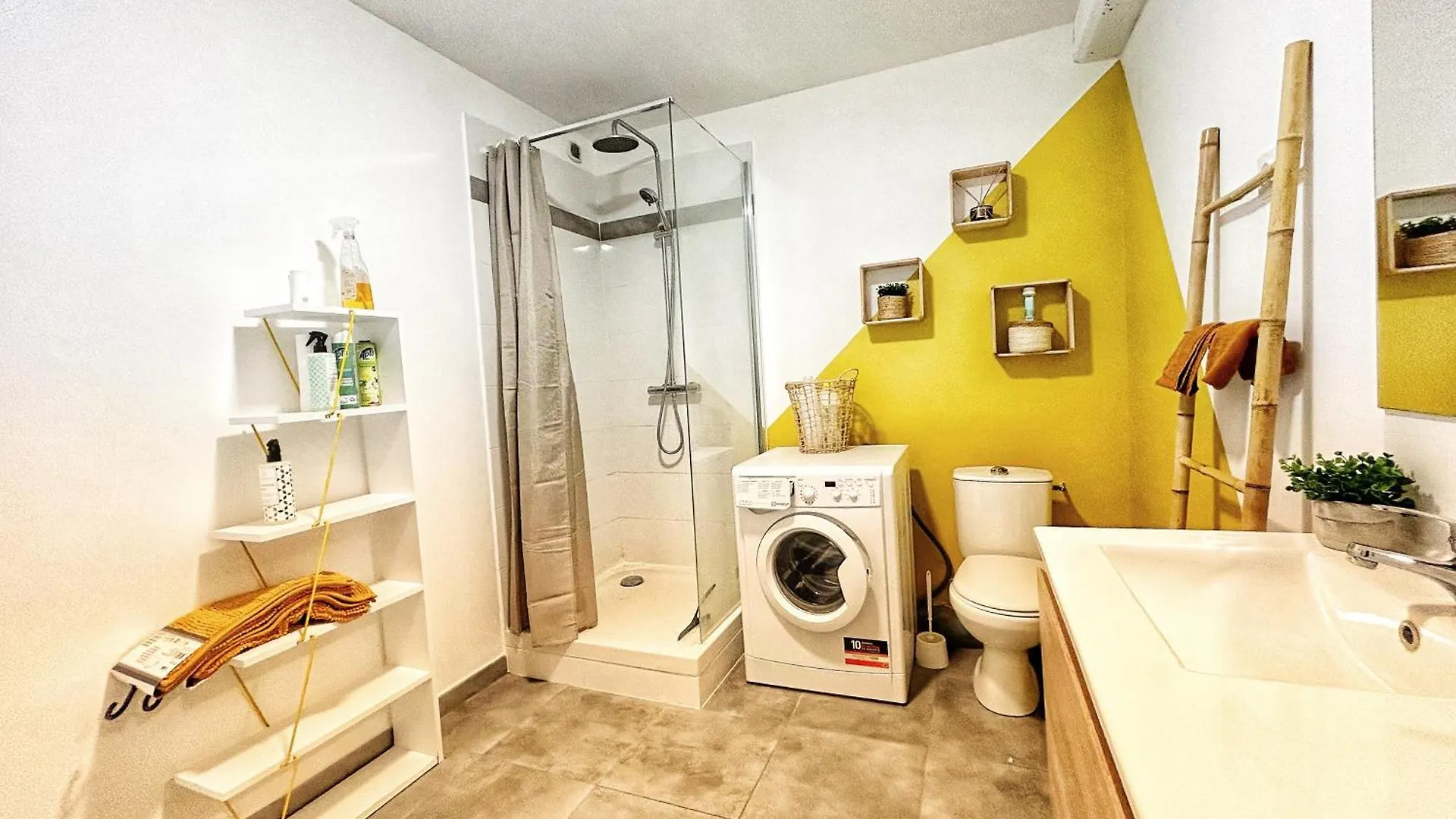 Doux Rouinet Cocoon Apartment Fourques  France