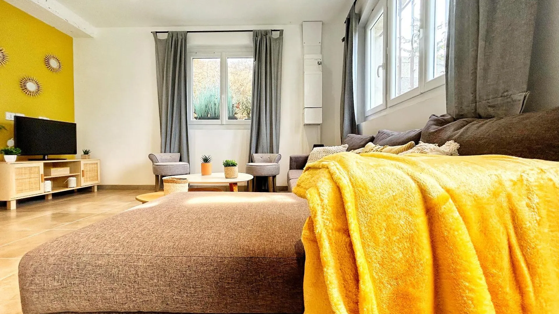 Doux Rouinet Cocoon Apartment Fourques  Fourques (Gard)