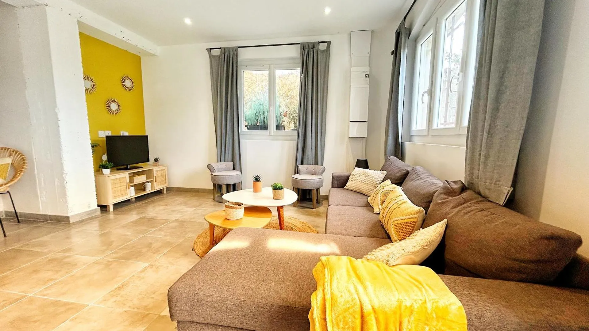 Doux Rouinet Cocoon Apartment Fourques